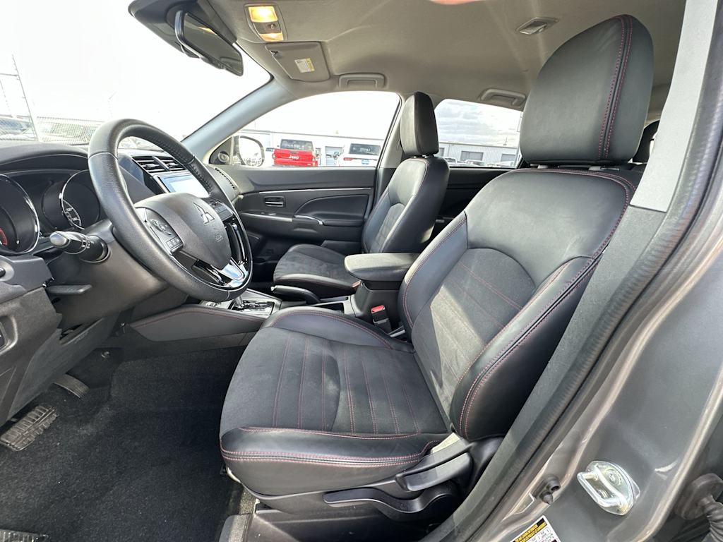 Thumbnail: 2024 Mitsubishi Outlander Sport - 8