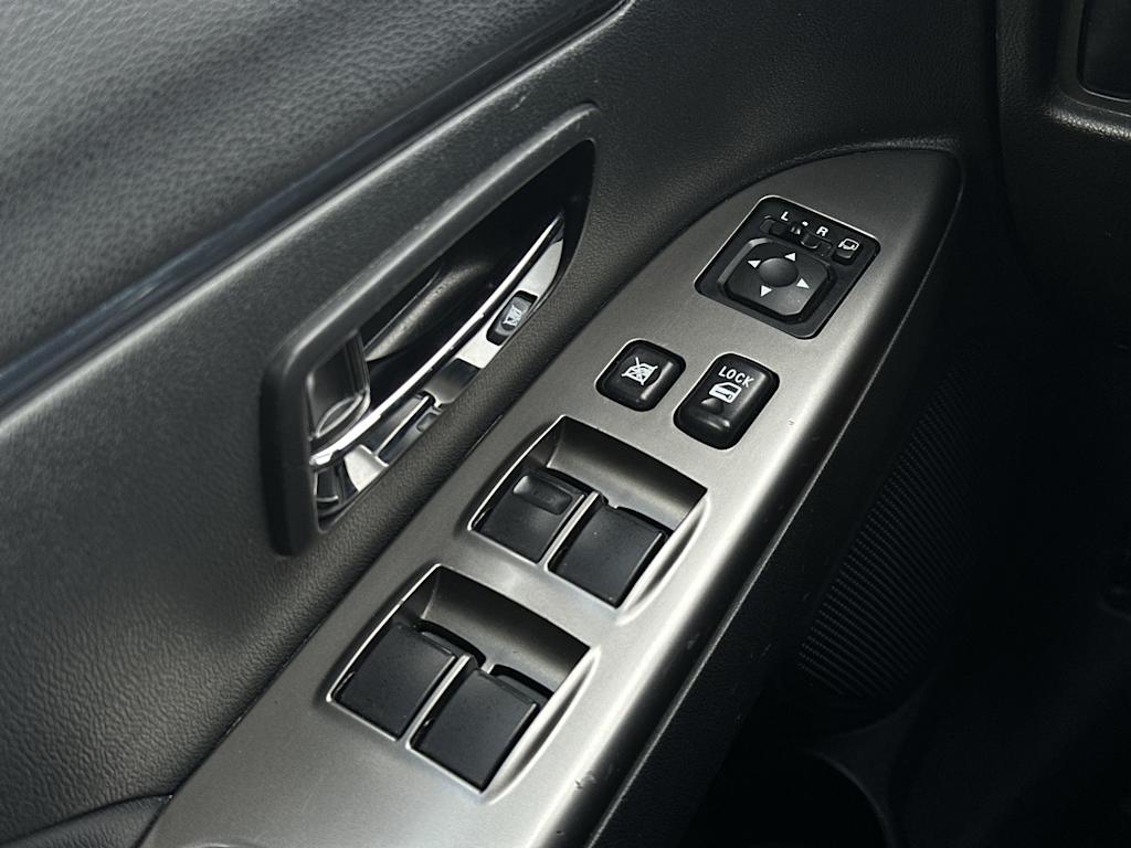 Thumbnail: 2024 Mitsubishi Outlander Sport - 20