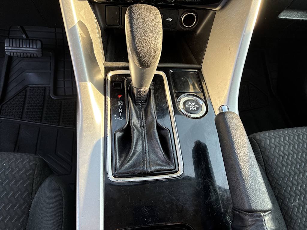 Thumbnail: 2019 Mitsubishi Eclipse Cross - 12