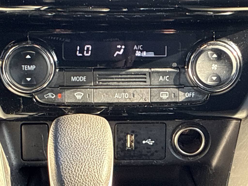 Thumbnail: 2019 Mitsubishi Eclipse Cross - 21