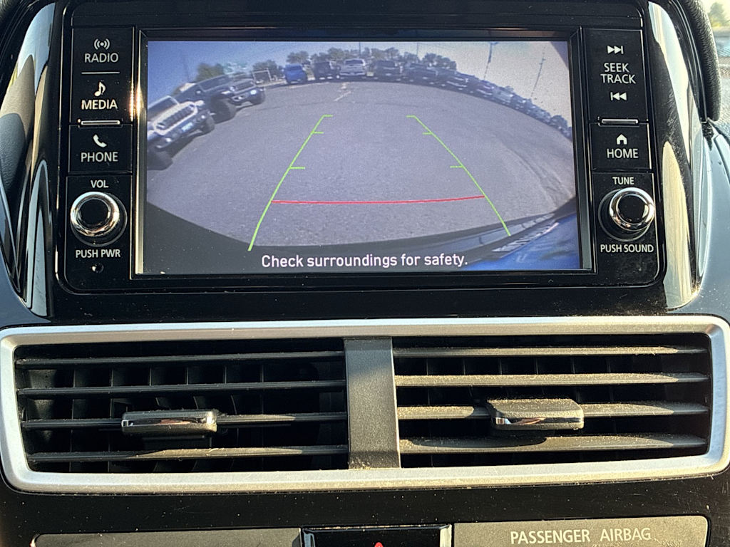 Thumbnail: 2019 Mitsubishi Eclipse Cross - 23