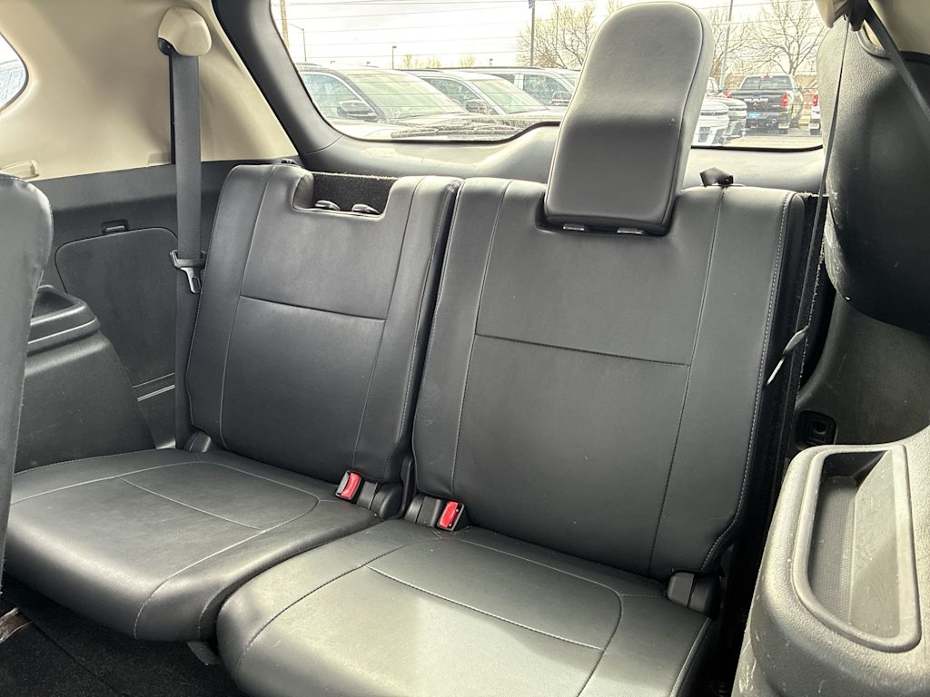 Thumbnail: 2020 Mitsubishi Outlander - 24