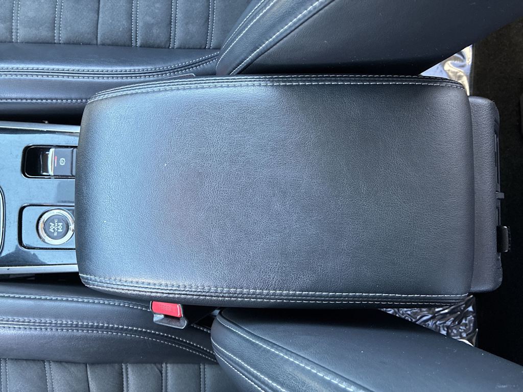 Thumbnail: 2019 Mitsubishi Outlander - 23