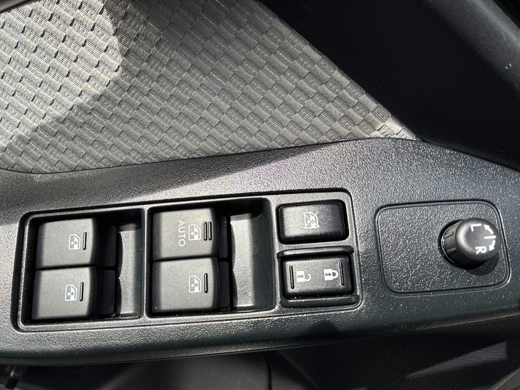 Thumbnail: 2017 Subaru Forester - 21