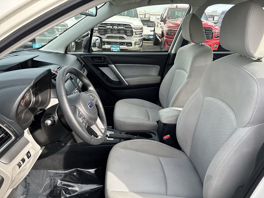 Thumbnail: 2017 Subaru Forester - 9