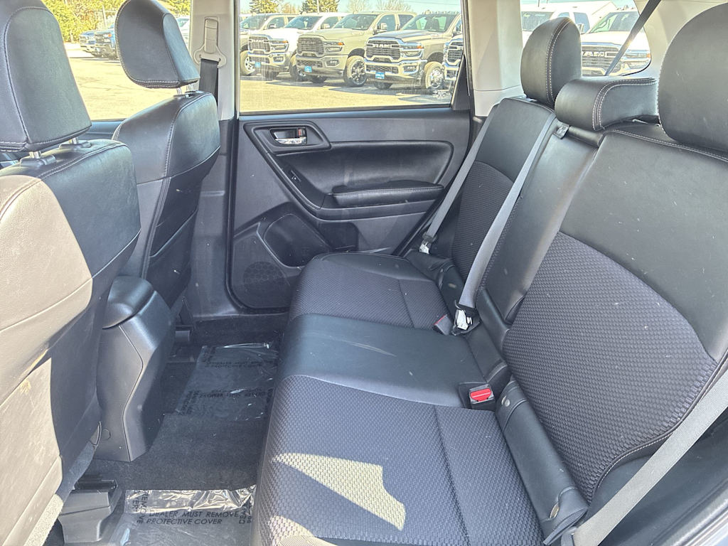 Thumbnail: 2017 Subaru Forester - 10