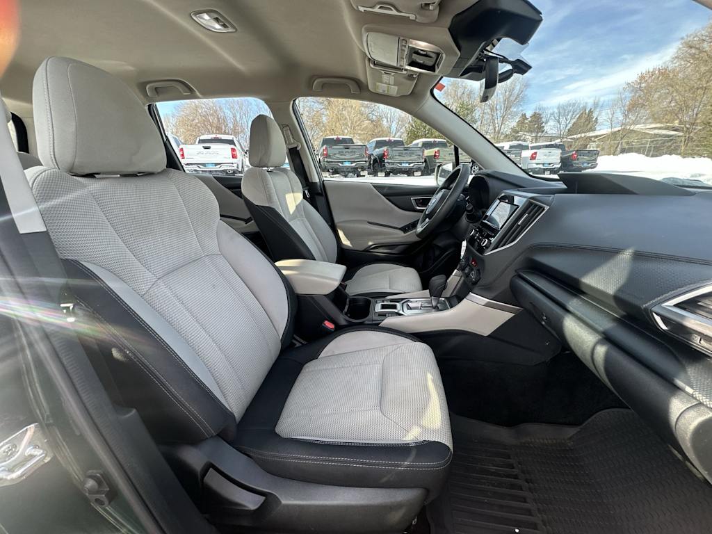 Thumbnail: 2022 Subaru Forester - 9