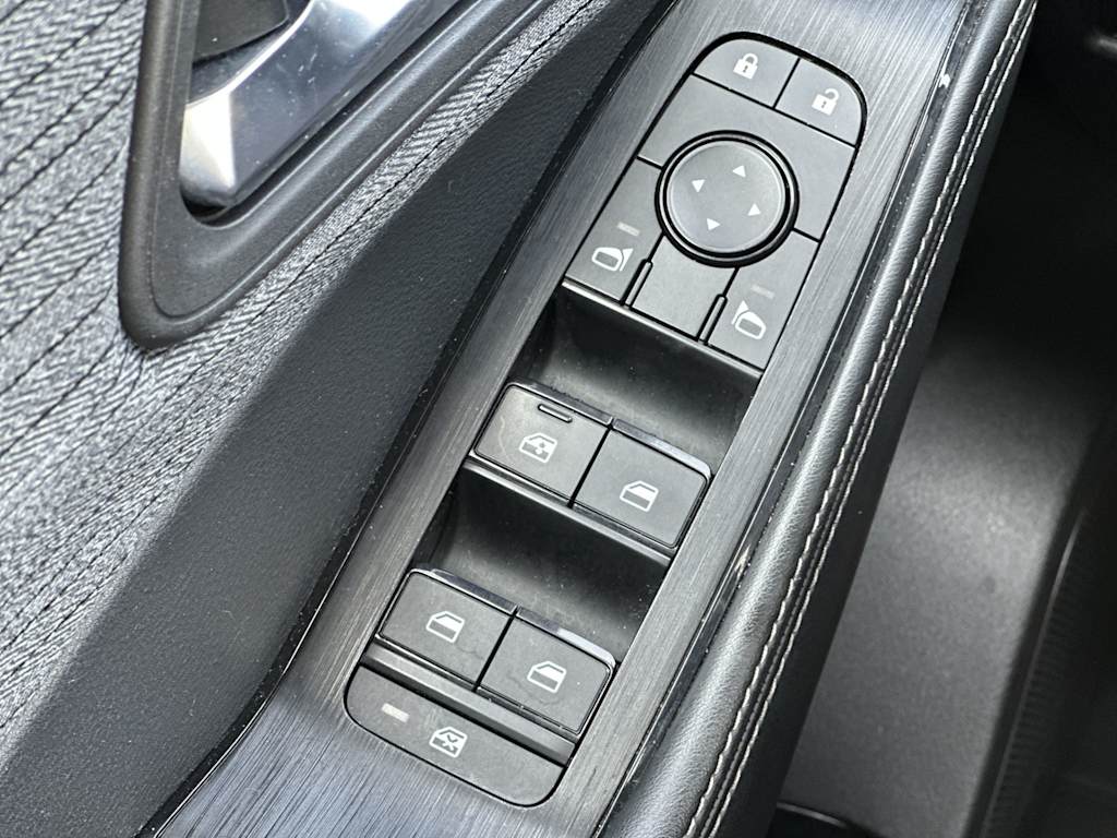 Thumbnail: 2023 Nissan Rogue - 20