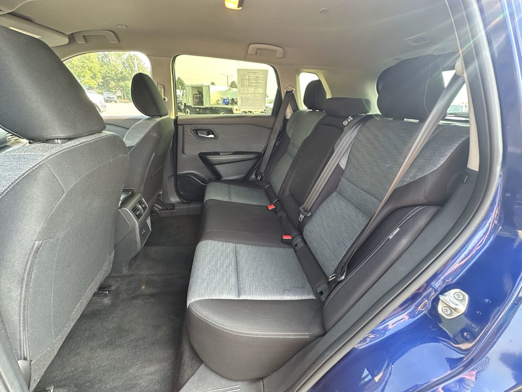 Thumbnail: 2023 Nissan Rogue - 10