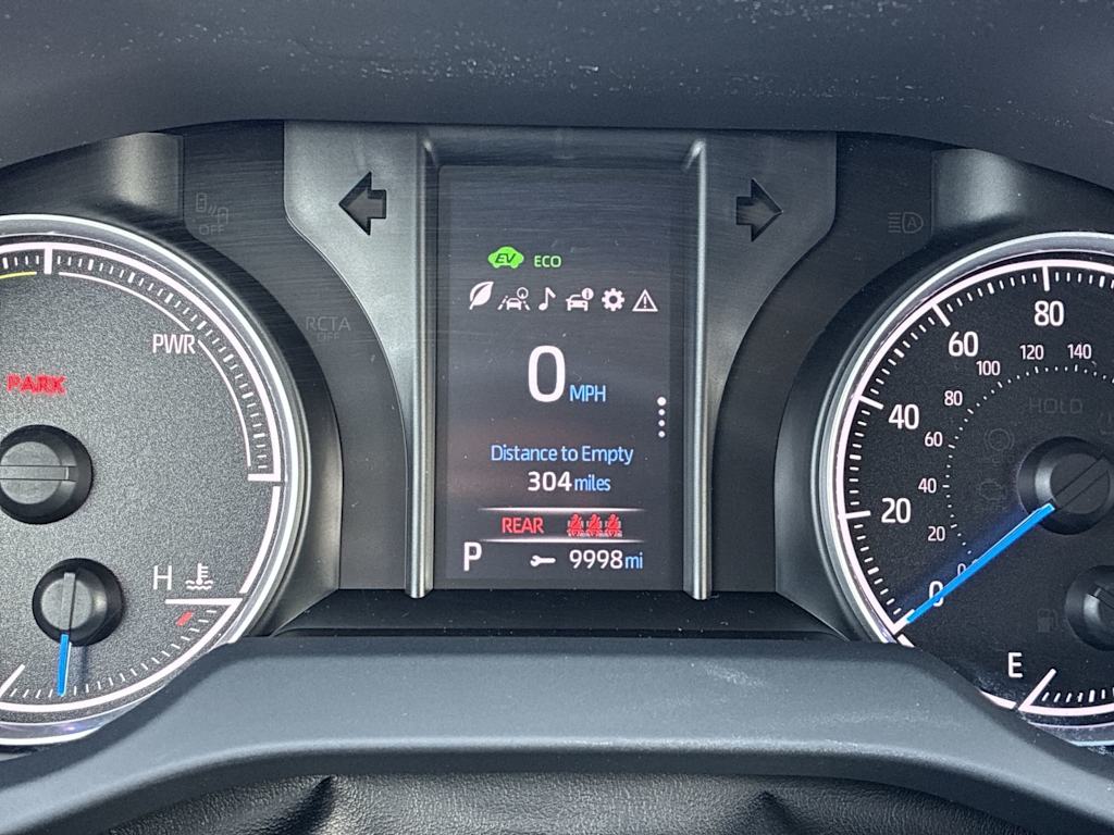 Thumbnail: 2021 Toyota Venza - 14