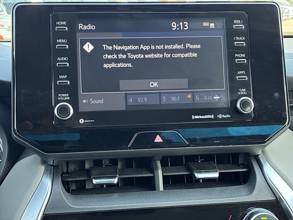 Thumbnail: 2021 Toyota Venza - 23