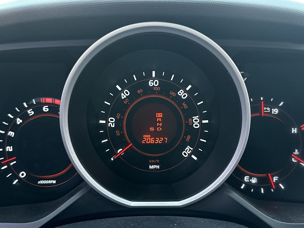 Thumbnail: 2011 Toyota 4Runner - 13