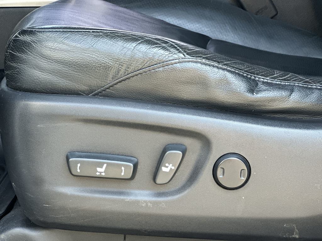 Thumbnail: 2011 Toyota 4Runner - 19