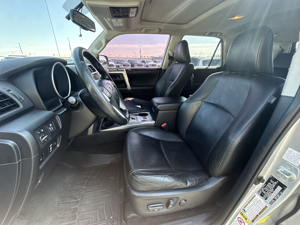 Thumbnail: 2011 Toyota 4Runner - 8