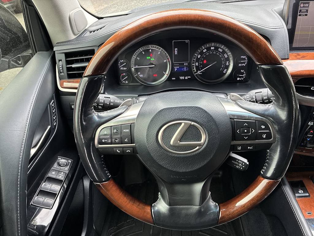 Thumbnail: 2017 Lexus LX - 2