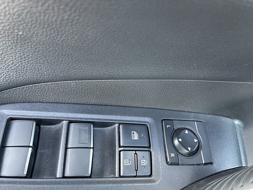 Thumbnail: 2020 Toyota RAV4 - 20
