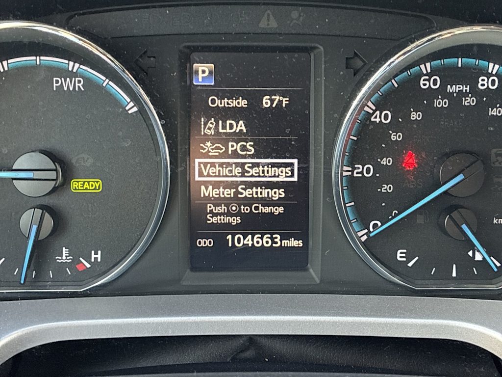 Thumbnail: 2018 Toyota RAV4 - 13