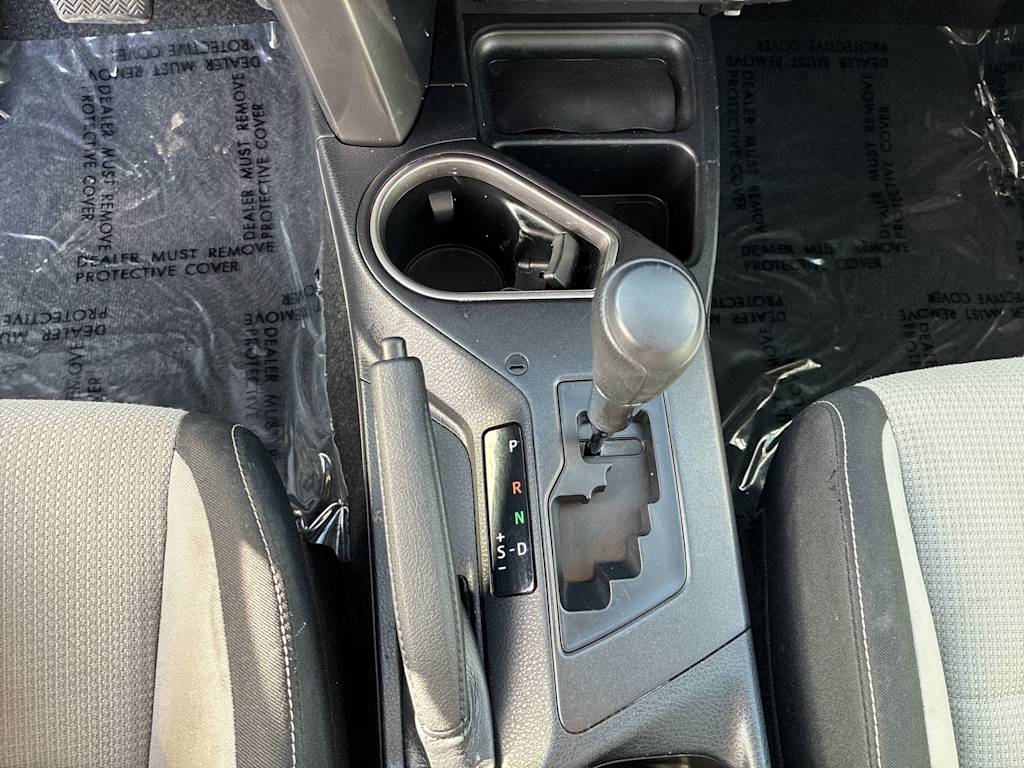 Thumbnail: 2018 Toyota RAV4 - 12