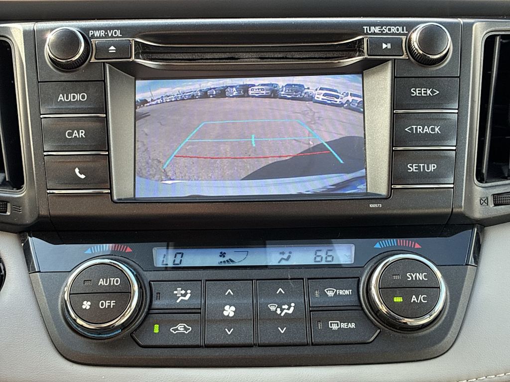 Thumbnail: 2018 Toyota RAV4 - 22