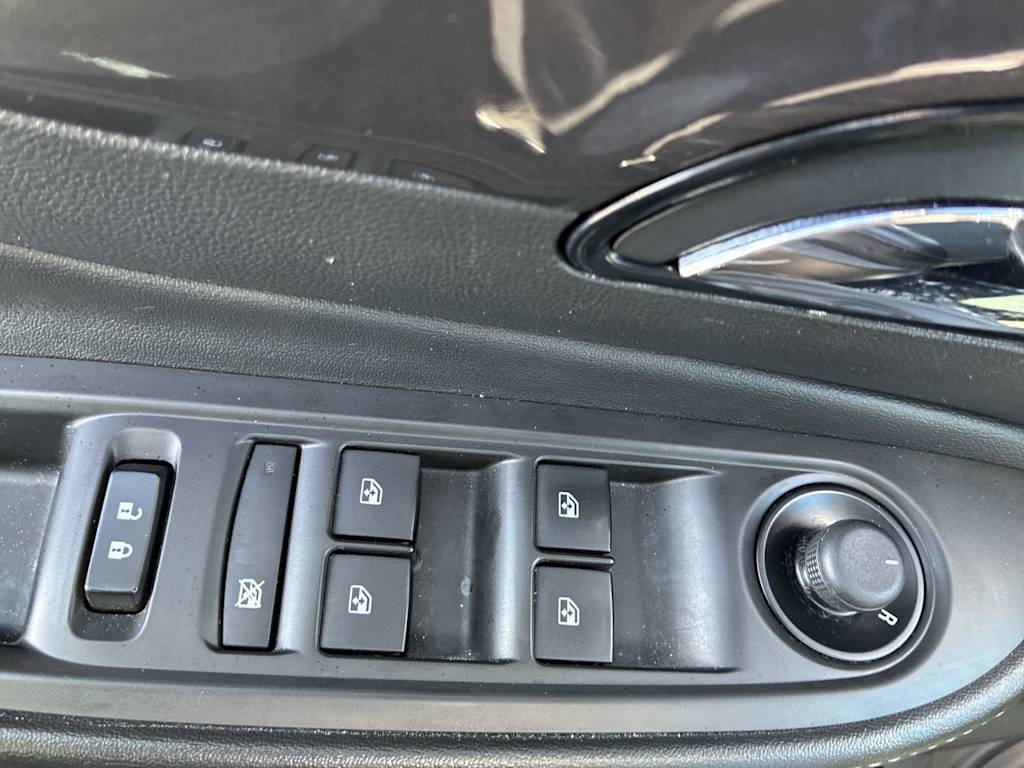 Thumbnail: 2021 Buick Encore - 20