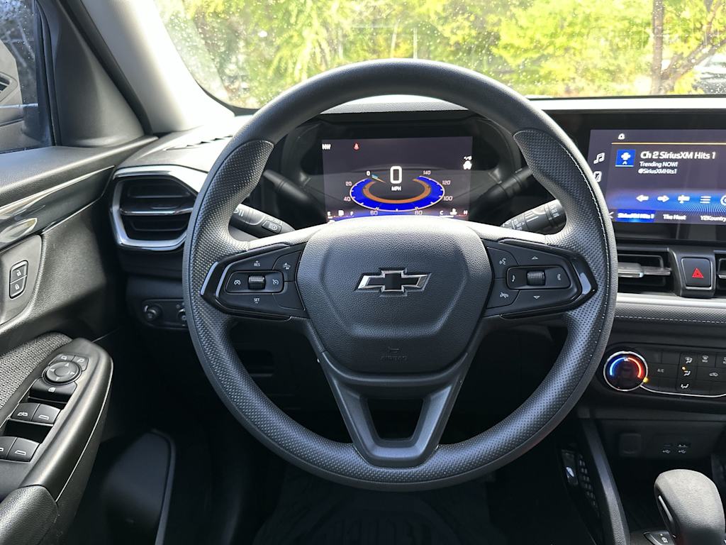 Thumbnail: 2024 Chevrolet TrailBlazer - 2