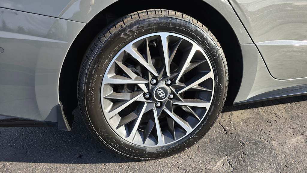 2022 Hyundai Sonata Limited 4