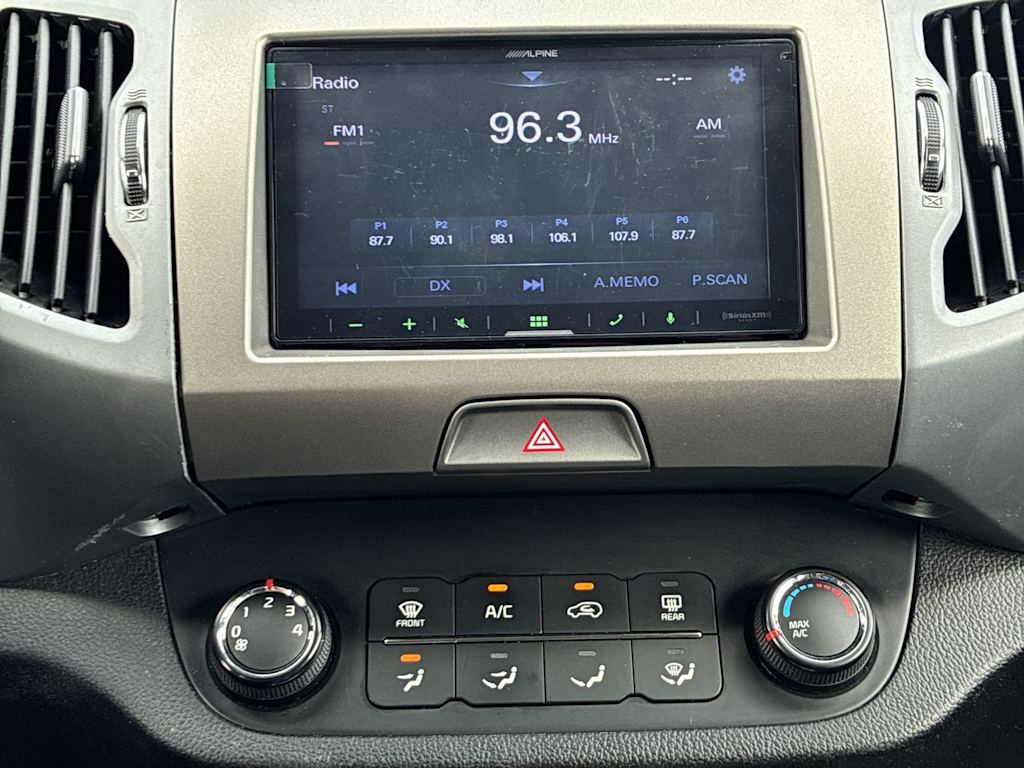 Thumbnail: 2015 Kia Sportage - 12