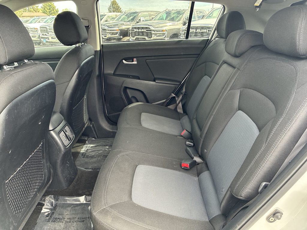 Thumbnail: 2015 Kia Sportage - 11