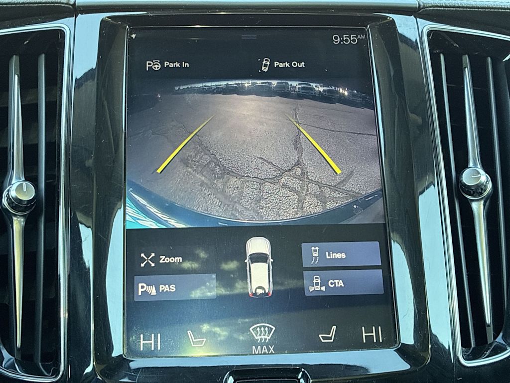 Thumbnail: 2019 Volvo XC60 - 25