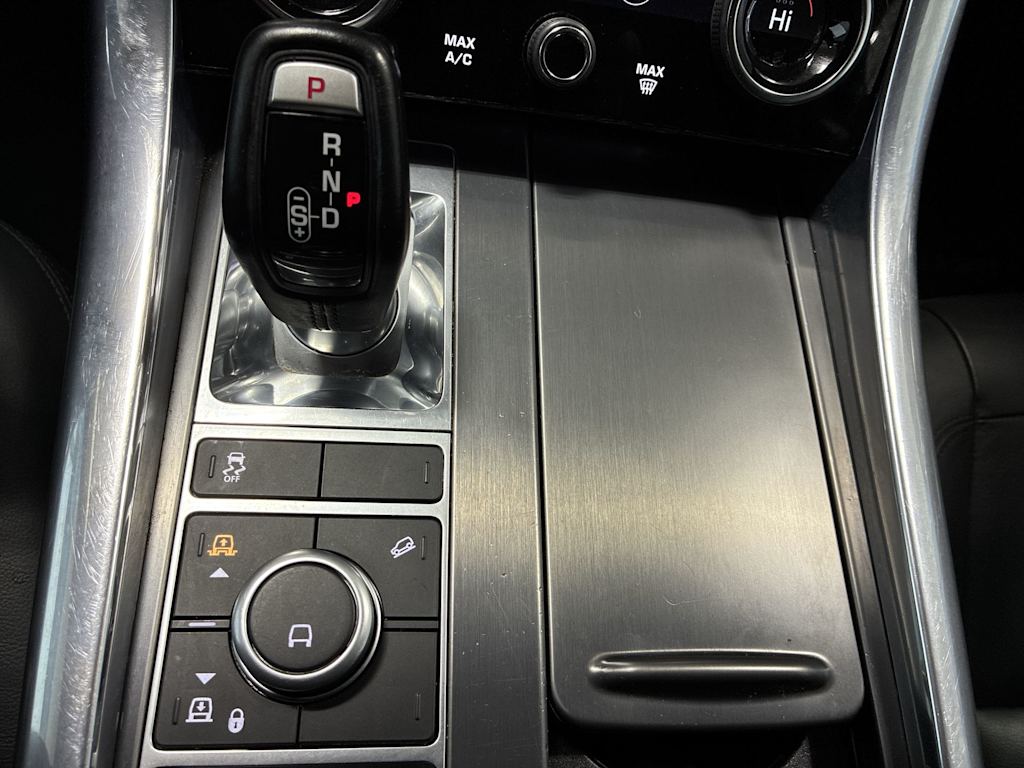 Thumbnail: 2021 Land Rover Range Rover Sport - 12