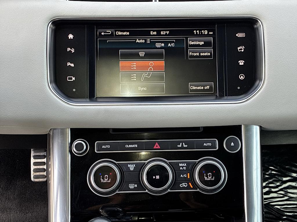 Thumbnail: 2016 Land Rover Range Rover Sport - 22