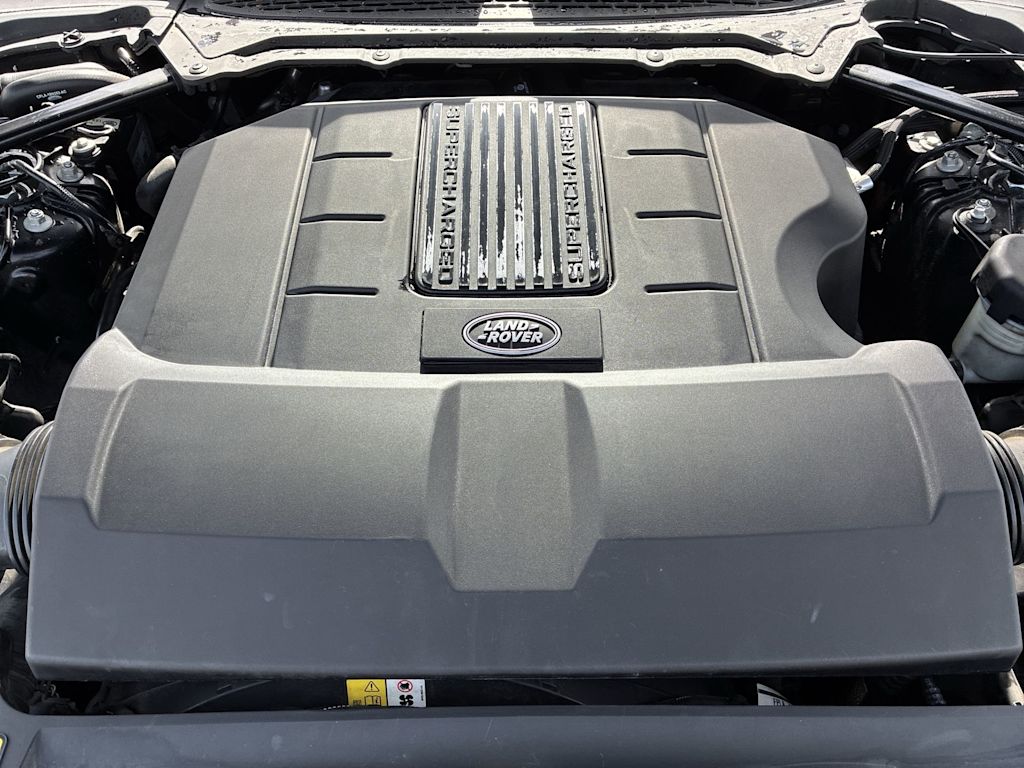 Thumbnail: 2016 Land Rover Range Rover Sport - 14