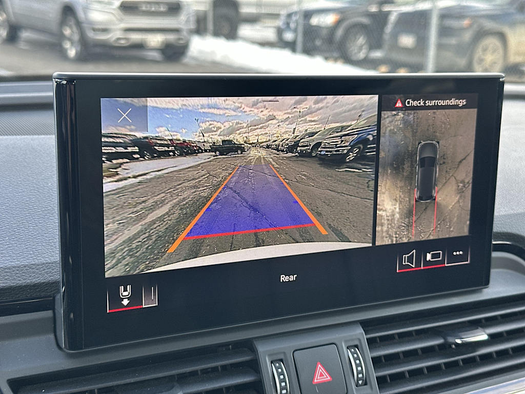 Thumbnail: 2023 Audi Q5 - 24