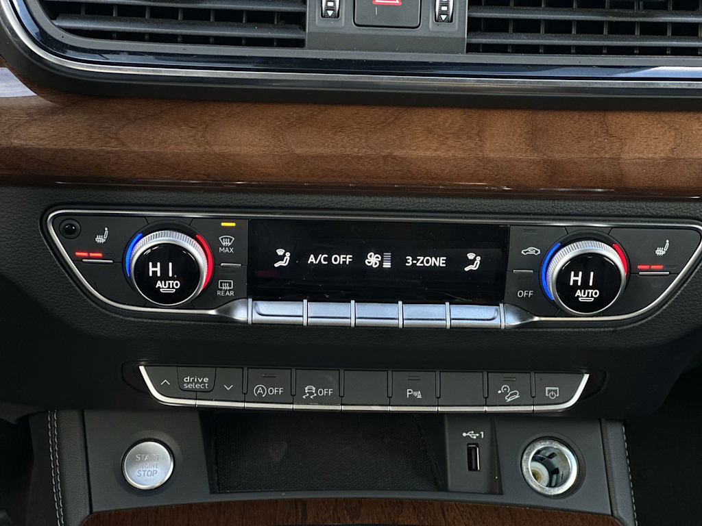 Thumbnail: 2023 Audi Q5 - 22