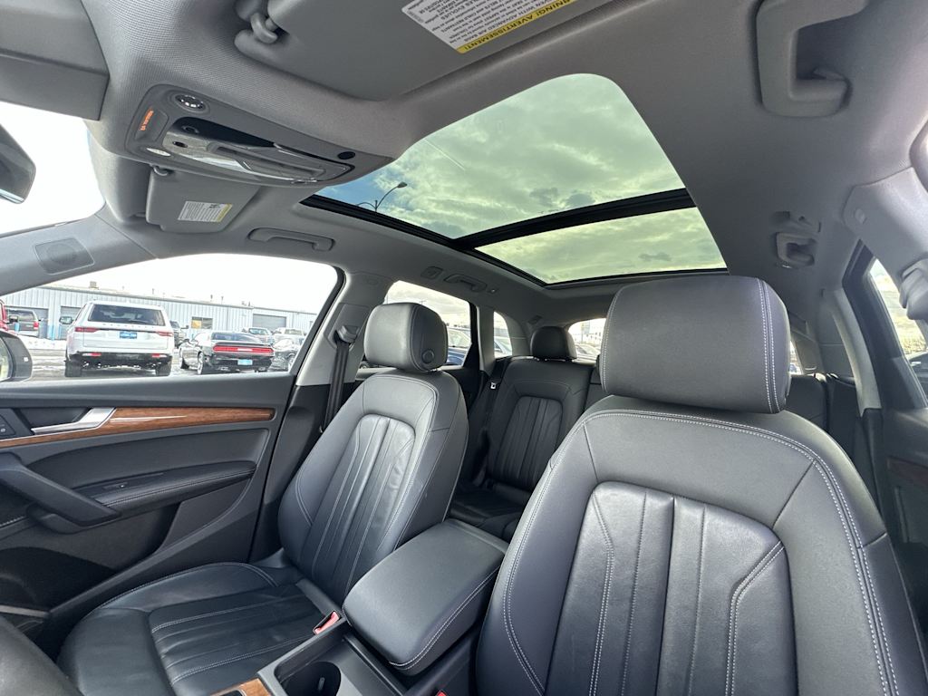 Thumbnail: 2023 Audi Q5 - 21