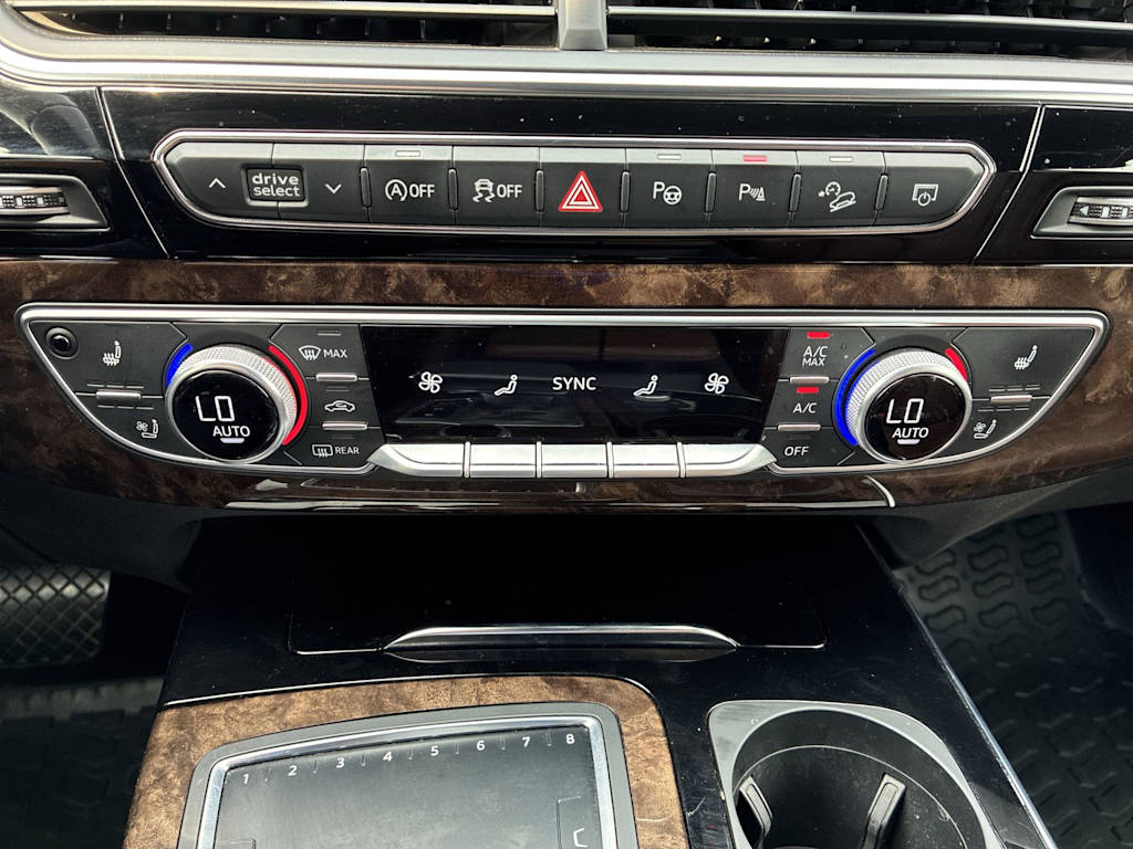 Thumbnail: 2019 Audi Q7 - 21