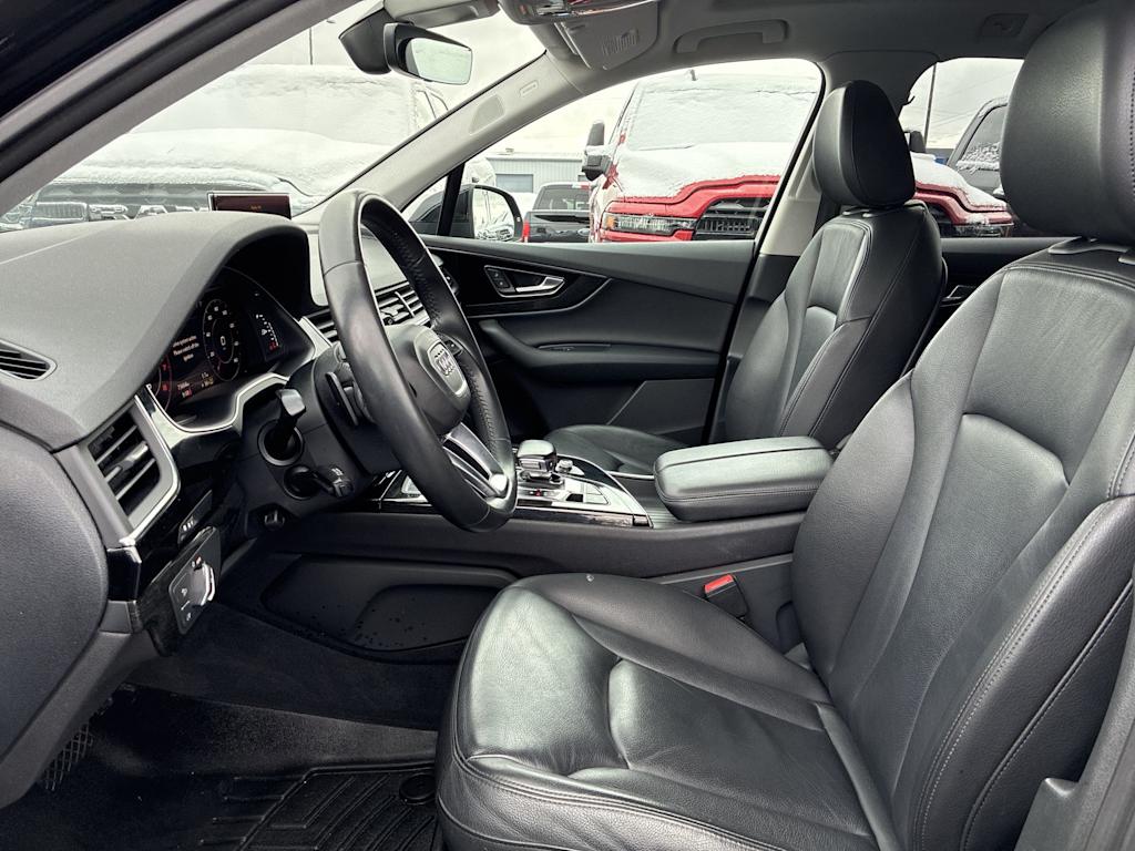 Thumbnail: 2019 Audi Q7 - 8