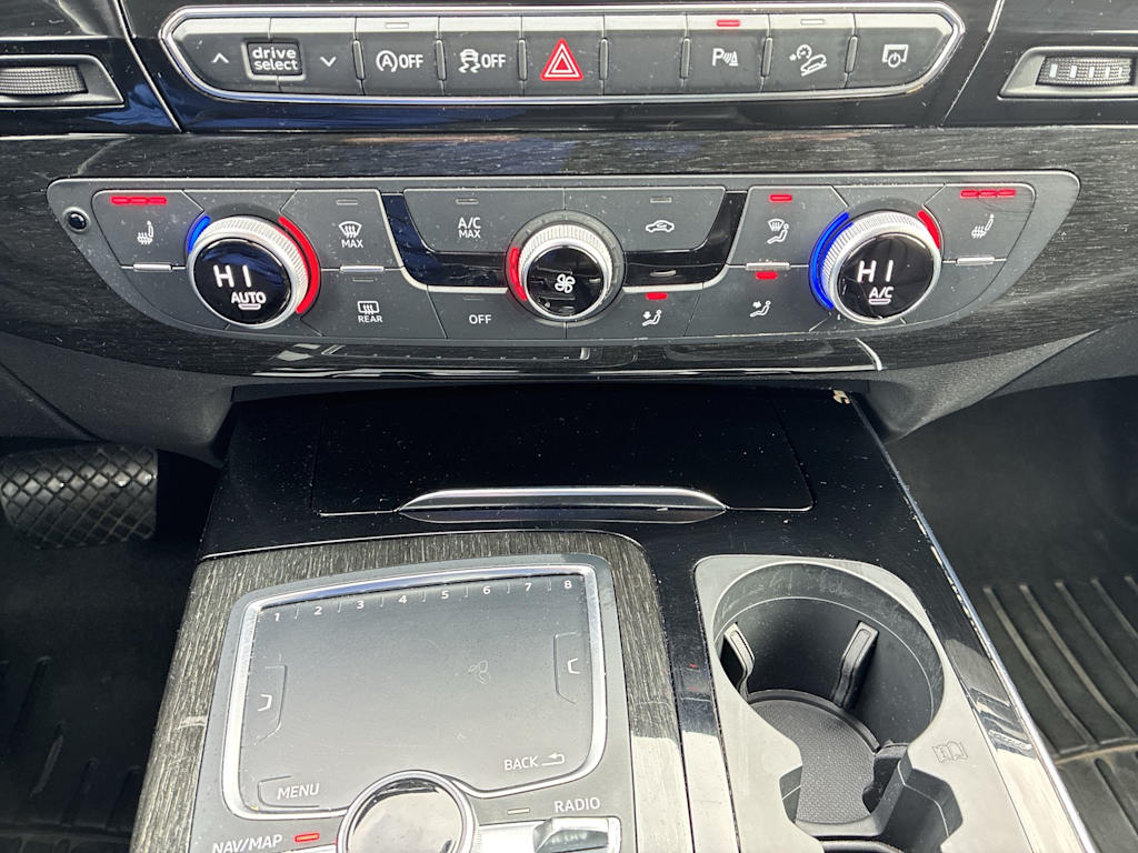 Thumbnail: 2019 Audi Q7 - 22