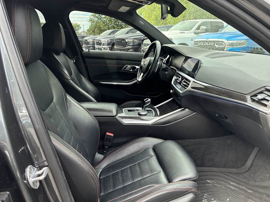 Thumbnail: 2020 BMW 3 Series - 10