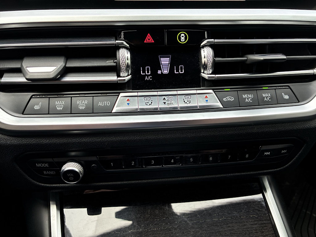 Thumbnail: 2020 BMW 3 Series - 23