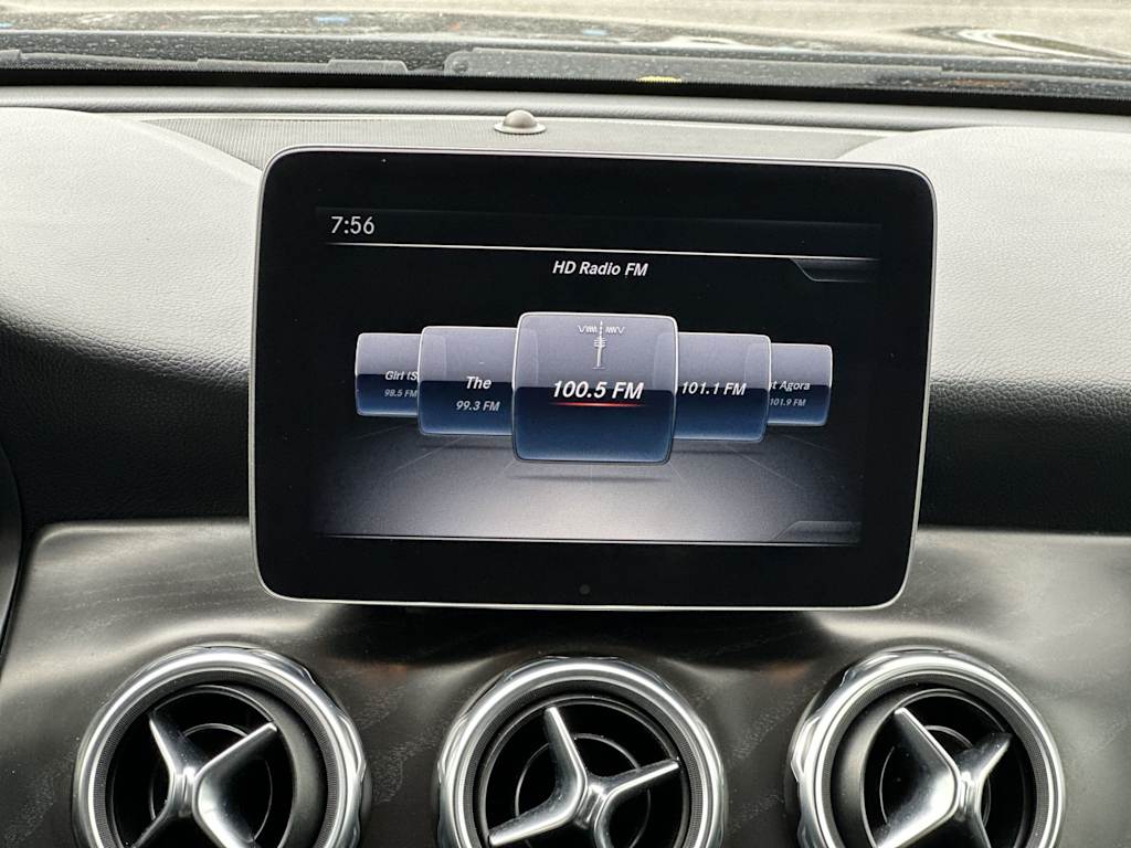 Thumbnail: 2019 Mercedes-Benz GLA - 10