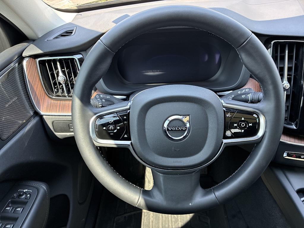 Thumbnail: 2024 Volvo XC60 - 2