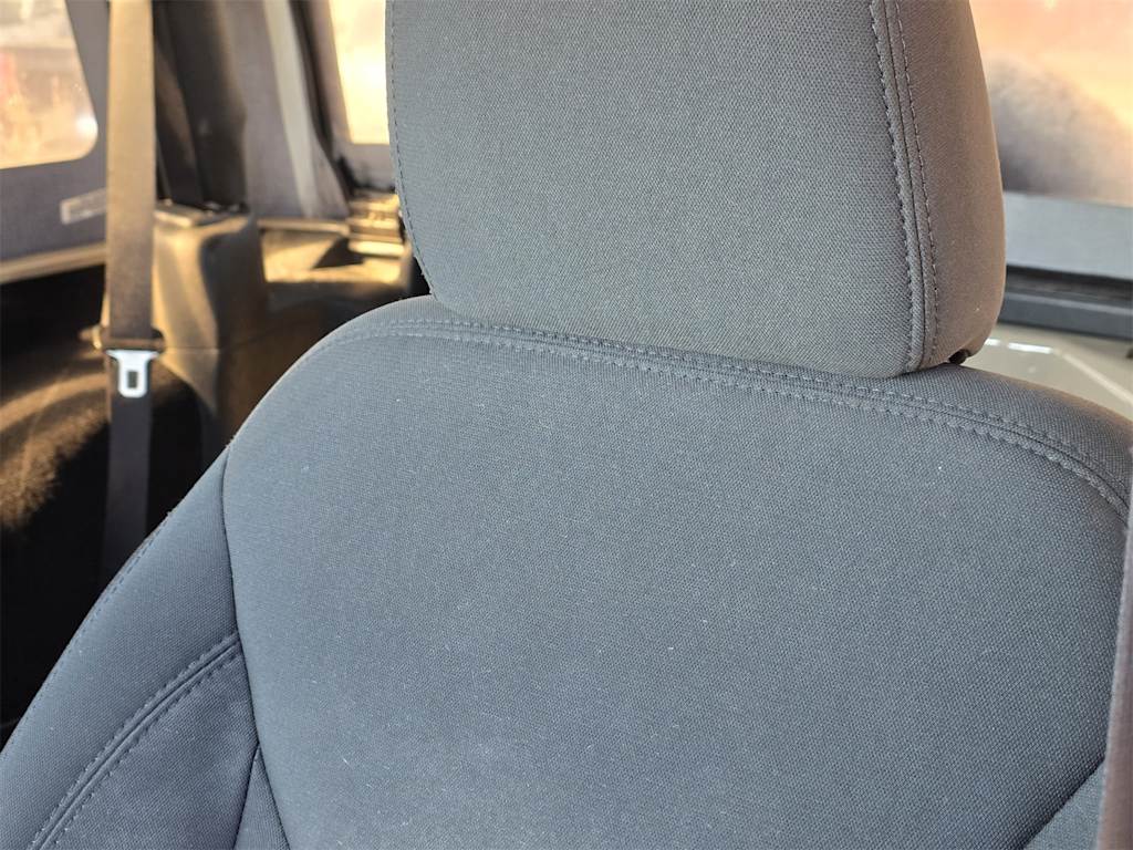 Thumbnail: 2016 Jeep Wrangler - 8