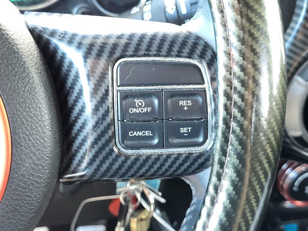 Thumbnail: 2015 Jeep Wrangler - 10