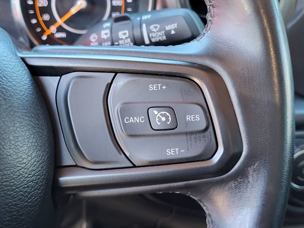 Thumbnail: 2022 Jeep Wrangler - 25