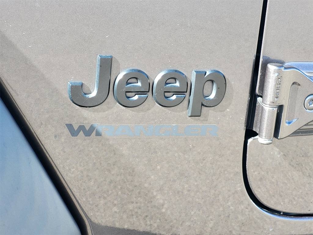 Thumbnail: 2020 Jeep Wrangler - 6