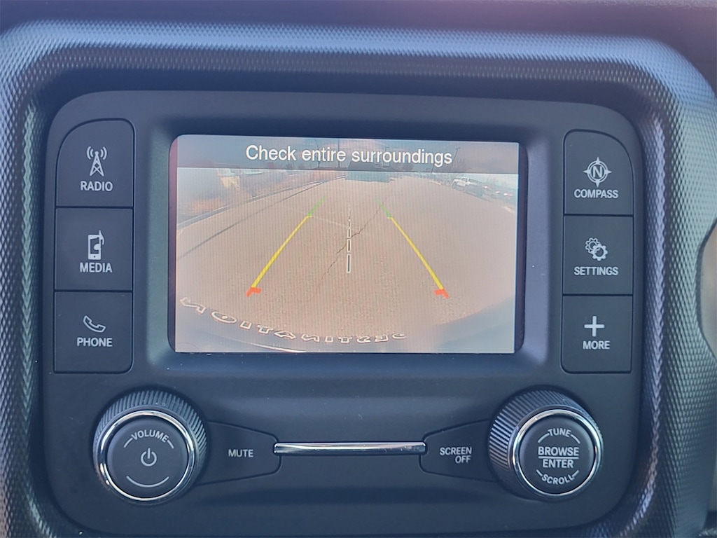 Thumbnail: 2020 Jeep Wrangler - 27