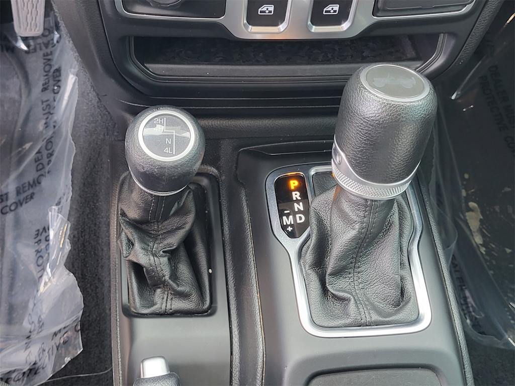 Thumbnail: 2023 Jeep Wrangler - 11