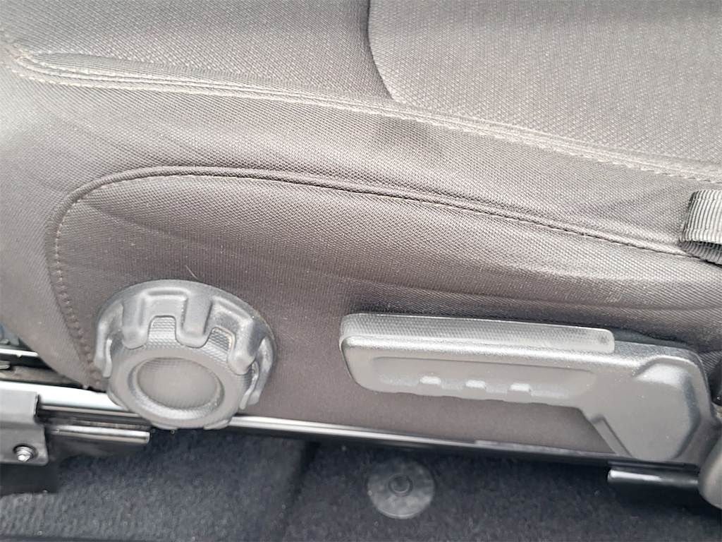 Thumbnail: 2023 Jeep Wrangler - 27