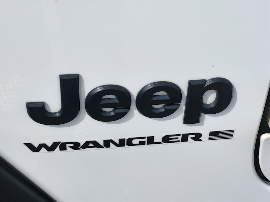 Thumbnail: 2023 Jeep Wrangler - 19